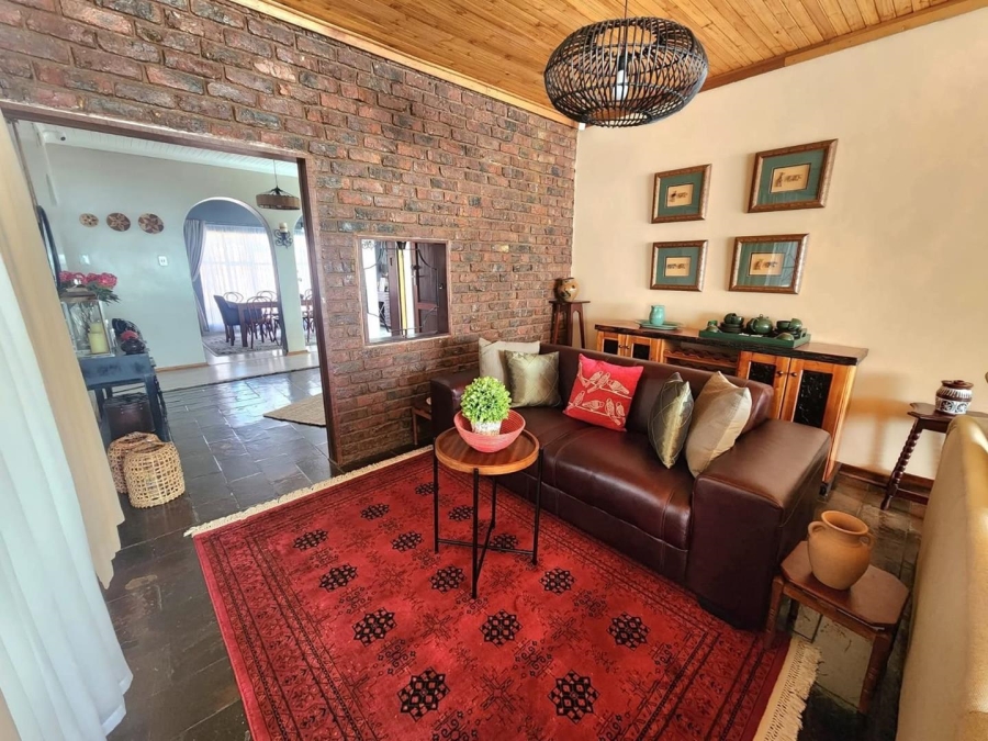 4 Bedroom Property for Sale in Hillcrest Northern Cape